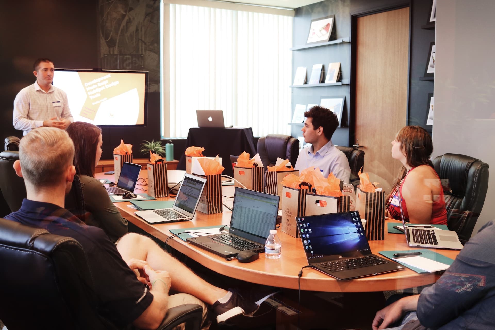 Seven Ways To Show Your Boss How Good You Are 4
